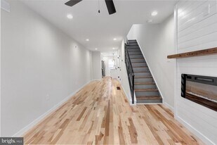 2039 E Letterly St in Philadelphia, PA - Building Photo