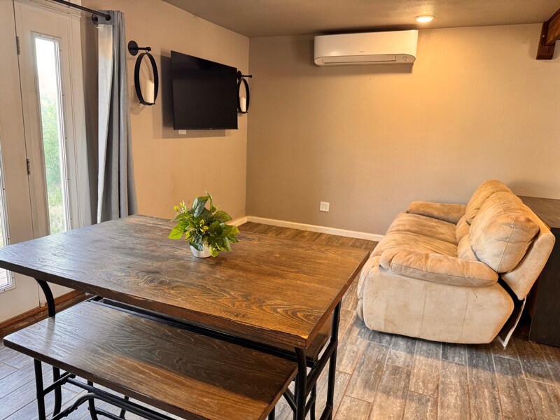 1495 Mayhew Ln in Paradise, CA - Building Photo