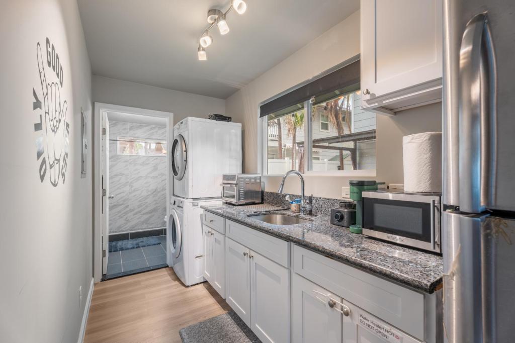 91-1018-1018 Kaikala St in Ewa Beach, HI - Building Photo
