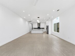 4812 Manett St in Dallas, TX - Building Photo - Building Photo