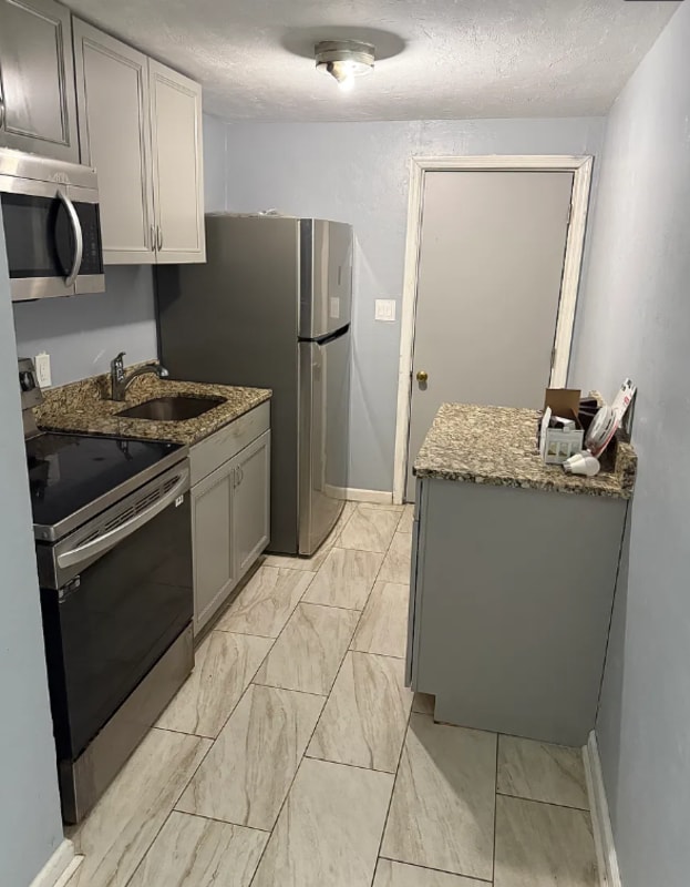 property at 2304 S Calhoun St