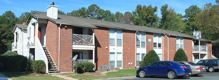 Forest Lake at City Center in Newport News, VA - Building Photo - Building Photo