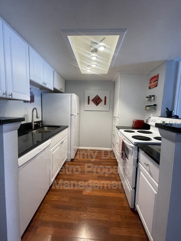 14454 E Colorado Dr in Aurora, CO - Building Photo - Building Photo