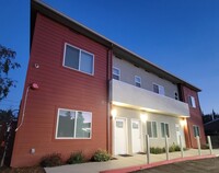 4934 N Arthur Ave in Fresno, CA - Foto de edificio - Building Photo