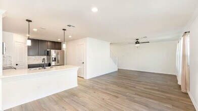 8519 Adler Fall Ln in Converse, TX - Building Photo - Building Photo