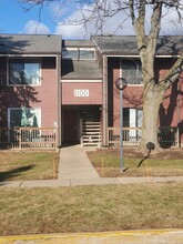 Marengo Woods in Marengo, IL - Foto de edificio - Building Photo