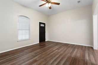 111 S Henderson Ave in Dallas, TX - Foto de edificio - Building Photo