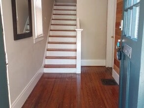 816 Westover Ave, Unit B in Norfolk, VA - Foto de edificio - Building Photo