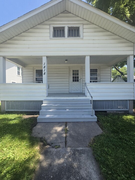 1818 Summer St in Burlington, IA - Building Photo