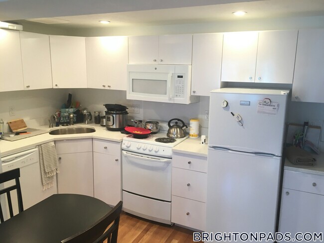 15 Euston Rd in Boston, MA - Building Photo - Building Photo