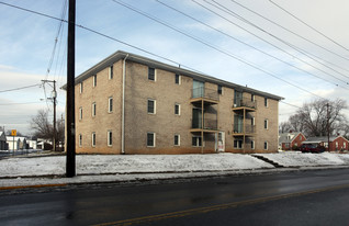 1309 N East St Apartments