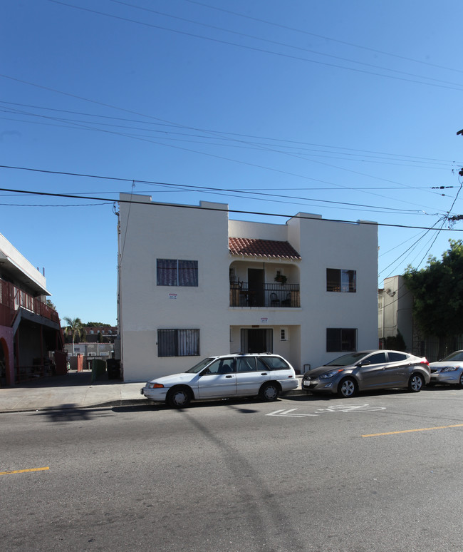 1252 Edgemont St in Los Angeles, CA - Building Photo - Building Photo