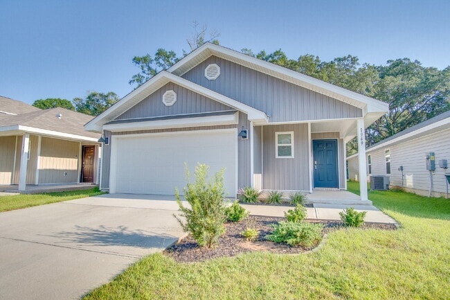 1949 Mary Jo Way in Pensacola, FL - Building Photo - Building Photo