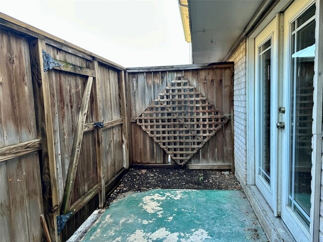 property at 1715 Moritz Dr