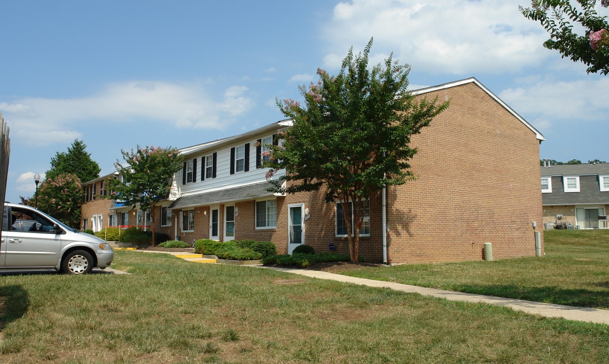 Windsor Valley Apartments in Edgewood, MD - Building Photo