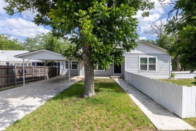property at 1445 Hillview Ave