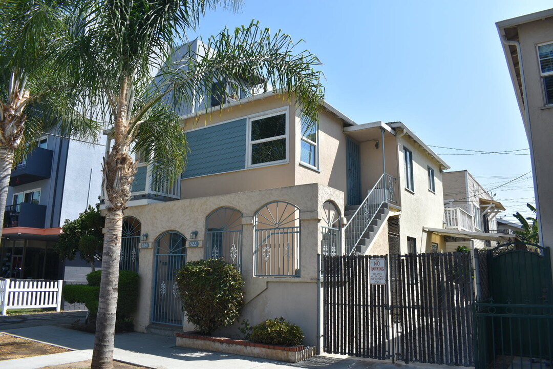 522 Linden Ave in Long Beach, CA - Building Photo