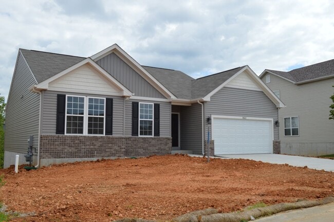 property at 4612 Siesta Dr