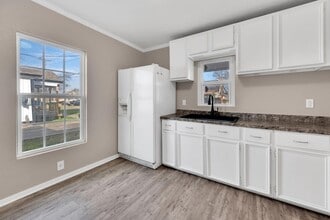 418 E Avenue F in Midlothian, TX - Building Photo - Building Photo