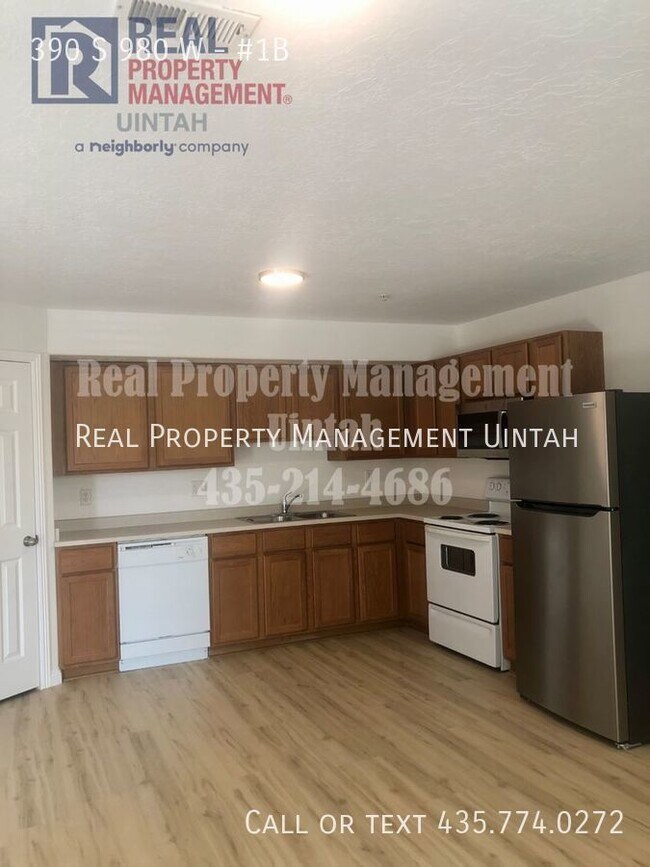 390 980 in Vernal, UT - Building Photo - Building Photo