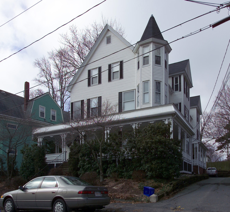 56 Prospect St in Taunton, MA - Building Photo