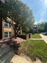 2101 Woodbox Ln in Baltimore, MD - Building Photo - Building Photo