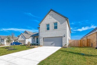 2223 Rustboro Dr in Richmond, TX - Building Photo - Building Photo
