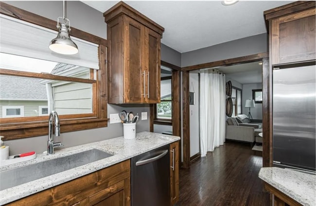 947 8th Ave NE in Rochester, MN - Building Photo - Building Photo