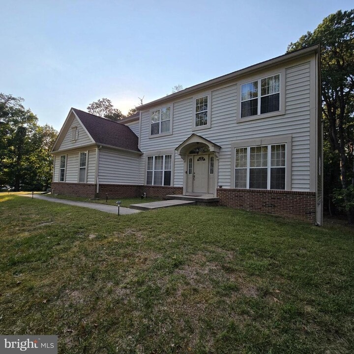 15 Eastwick Dr in Gibbsboro, NJ - Building Photo