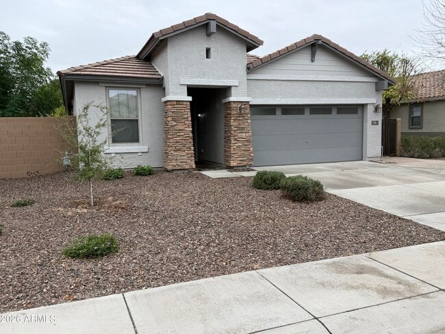 property at 2667 E Canyon Creek Dr
