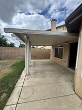 15151 Blackthorne Dr in Fontana, CA - Building Photo - Building Photo