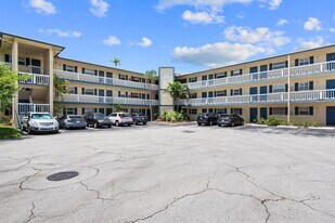 1400 NE 57th Ct in Fort Lauderdale, FL - Building Photo