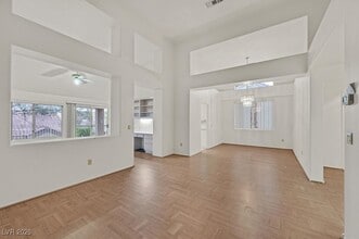 2832 Dry Plains Dr in Las Vegas, NV - Building Photo - Building Photo