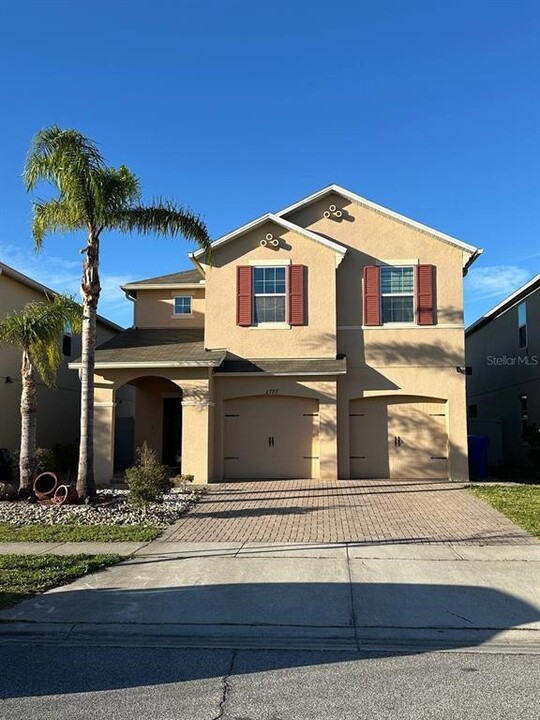 2777 Monticello Way in Kissimmee, FL - Building Photo