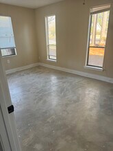 2004 Pine Needle Dr E in Mobile, AL - Building Photo - Building Photo