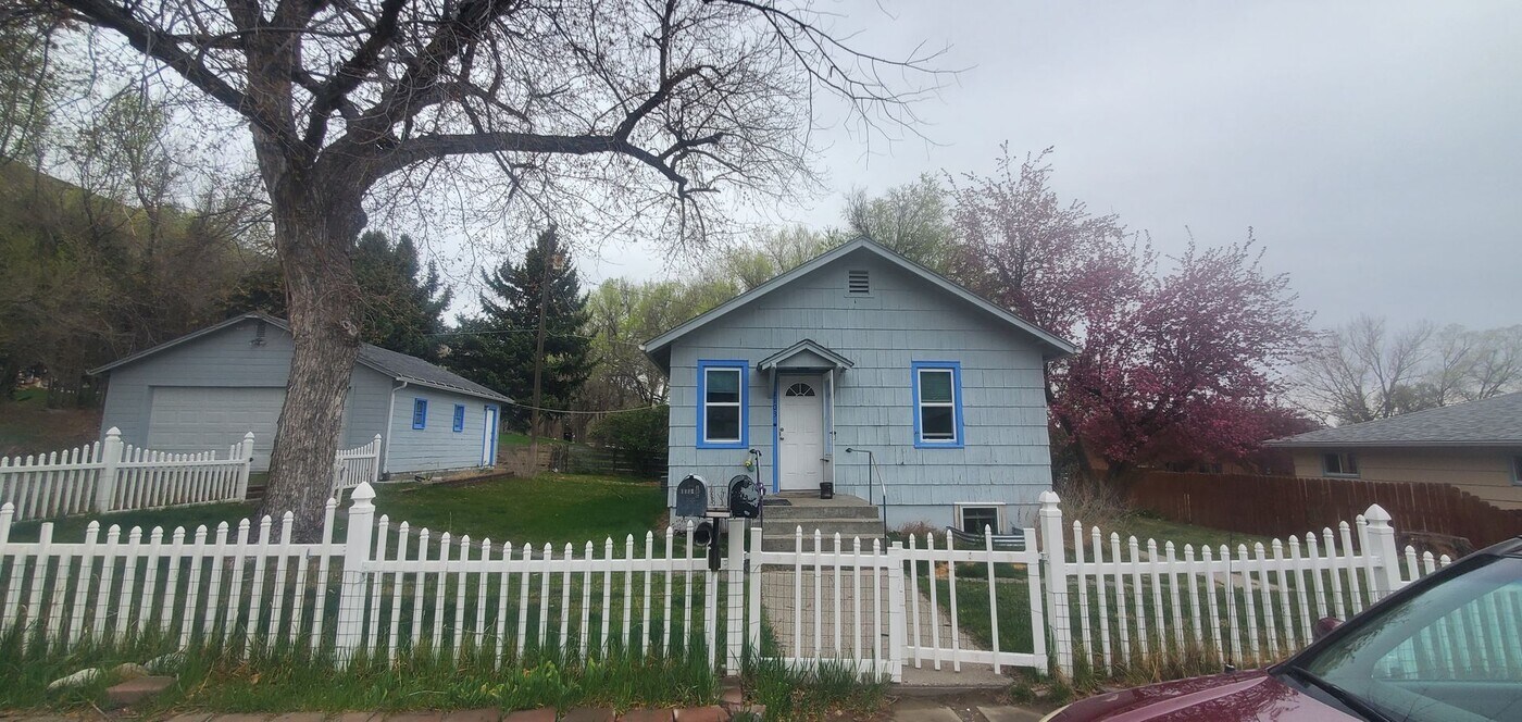 1103 1/2 Sunnyside Ln-Unit -1103 Sunnyside Ln in Billings, MT - Building Photo