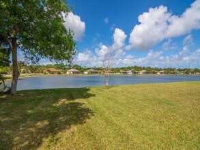 6080 45th Pl in Vero Beach, FL - Building Photo - Building Photo