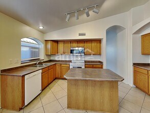 17112 N Melissa Ln in Surprise, AZ - Foto de edificio - Building Photo