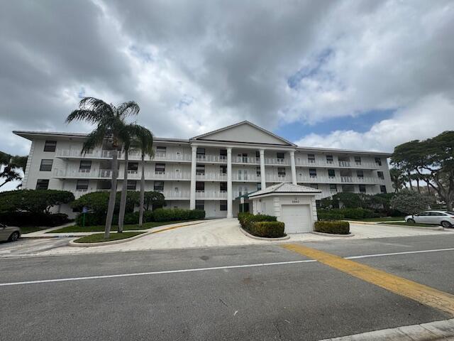property at 3540 Whitehall Dr