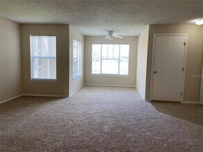 2212 Grand Cayman Ct in Kissimmee, FL - Building Photo - Building Photo