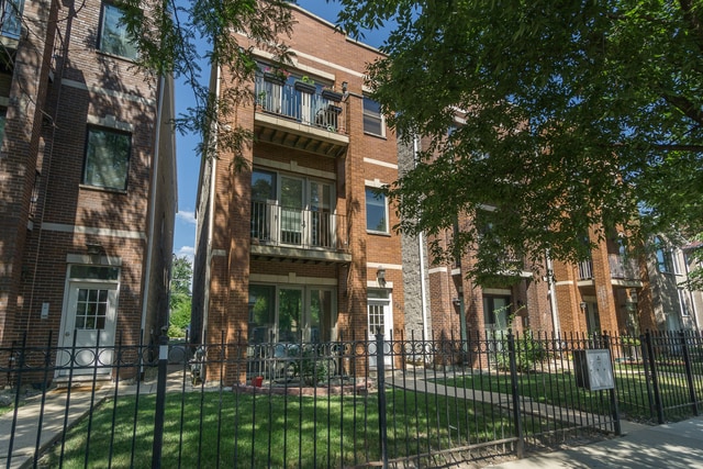 property at 3440 N Narragansett Ave