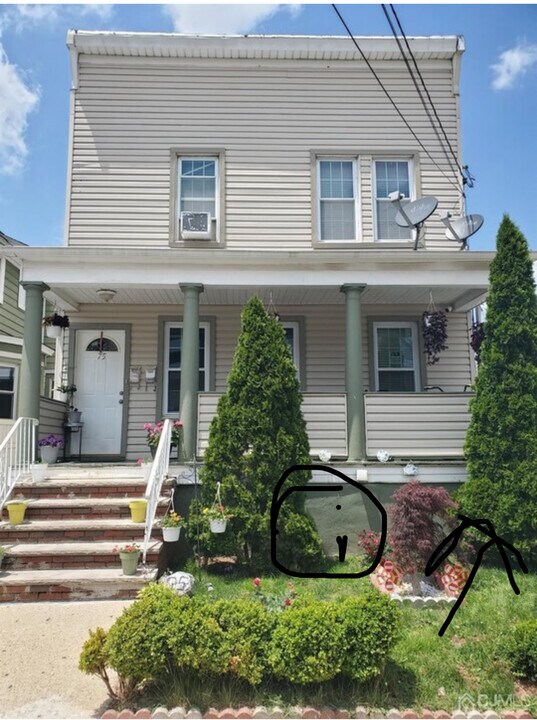75 Atlantic St, Unit 2 in Carteret, NJ - Building Photo