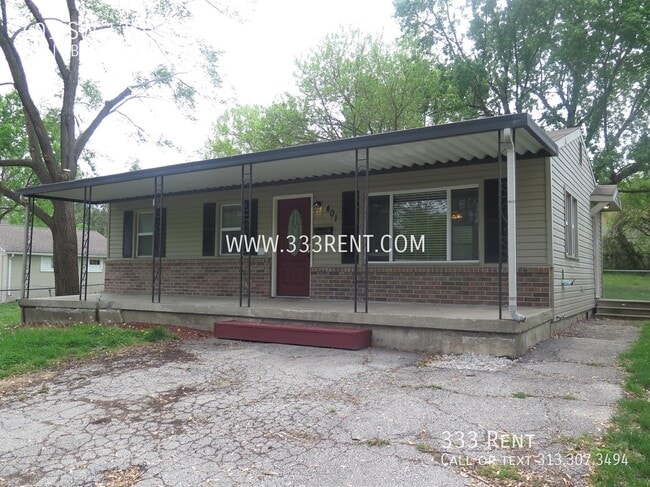 401 SW 13th St
