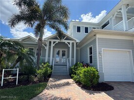 3127 SE 22nd Pl in Cape Coral, FL - Building Photo