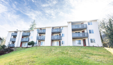 Stone Creek Apartments at Oregon City in Oregon City, OR - Foto de edificio - Building Photo