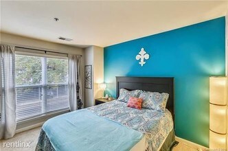 525 N Graham St-Unit -Unit 2A in Charlotte, NC - Building Photo - Building Photo