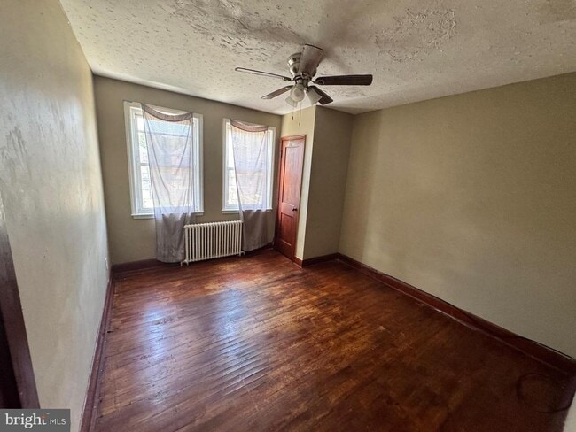property at 2958 Cornwall Rd