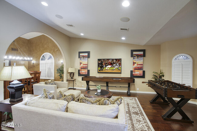 5672 E Beverly Ln in Scottsdale, AZ - Building Photo - Building Photo