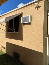 1490 NW 38th St-Unit -NONE in Miami, FL - Building Photo - Building Photo