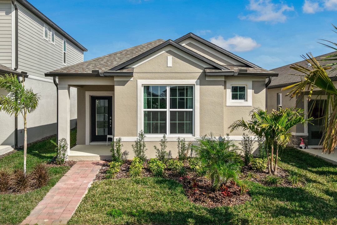 12138 Stoneleigh Aly in Winter Garden, FL - Building Photo